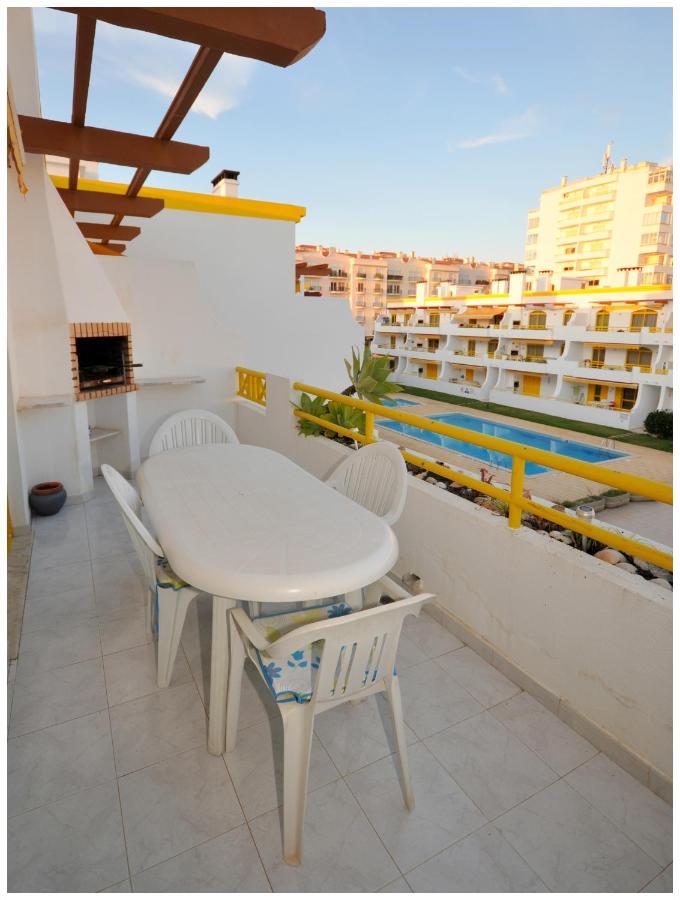 Apartamentos Capitolina Quarteira Εξωτερικό φωτογραφία