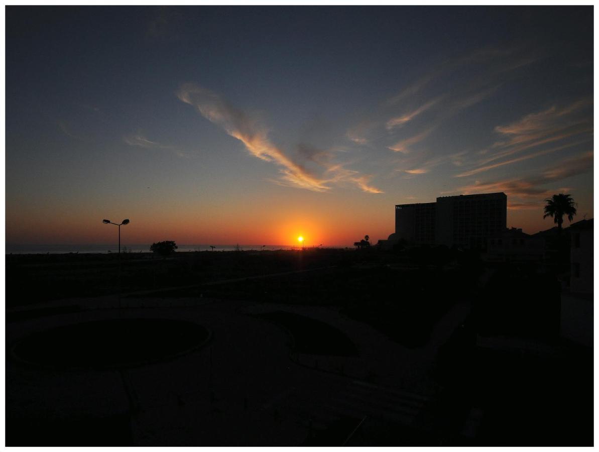 Apartamentos Capitolina Quarteira Εξωτερικό φωτογραφία