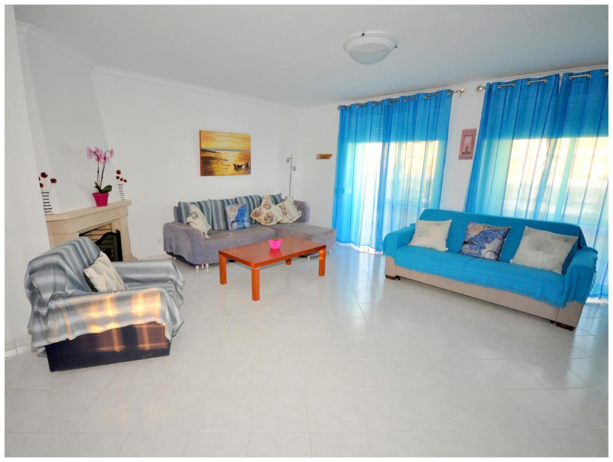 Apartamentos Capitolina Quarteira Εξωτερικό φωτογραφία