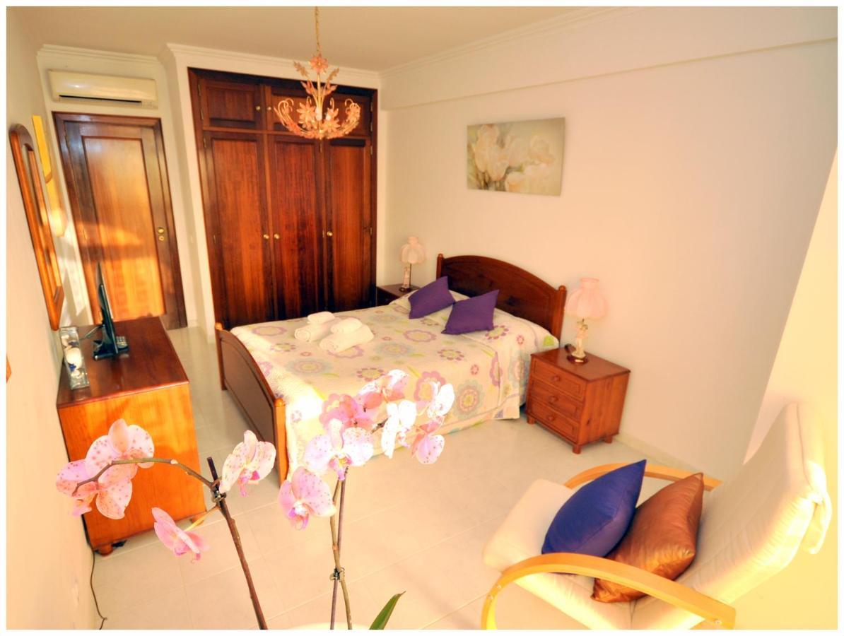 Apartamentos Capitolina Quarteira Εξωτερικό φωτογραφία
