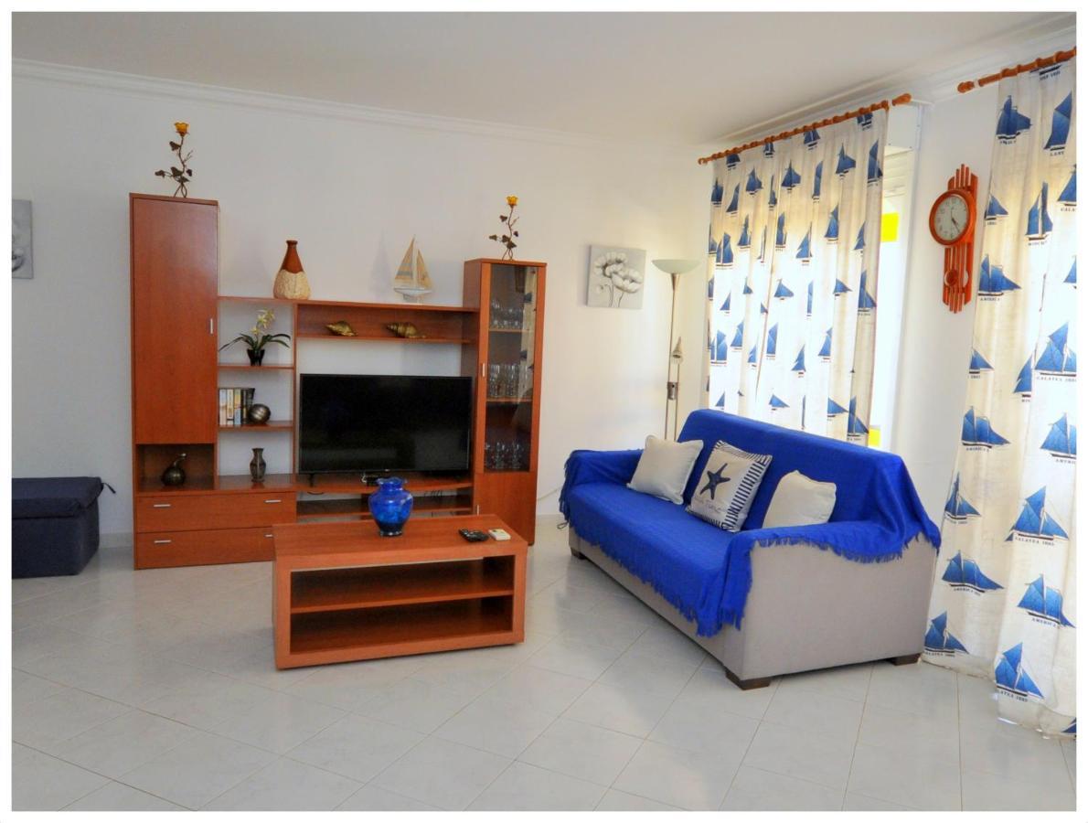 Apartamentos Capitolina Quarteira Εξωτερικό φωτογραφία