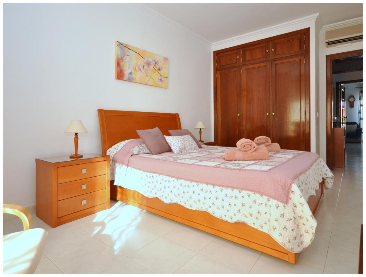 Apartamentos Capitolina Quarteira Εξωτερικό φωτογραφία