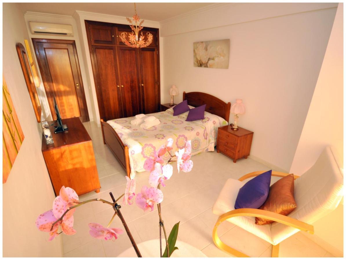 Apartamentos Capitolina Quarteira Εξωτερικό φωτογραφία