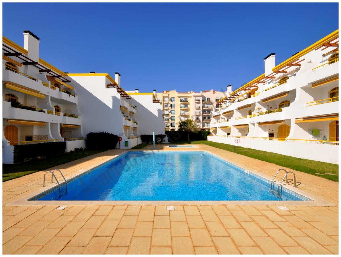 Apartamentos Capitolina Quarteira Εξωτερικό φωτογραφία