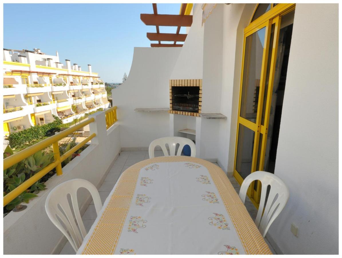 Apartamentos Capitolina Quarteira Εξωτερικό φωτογραφία