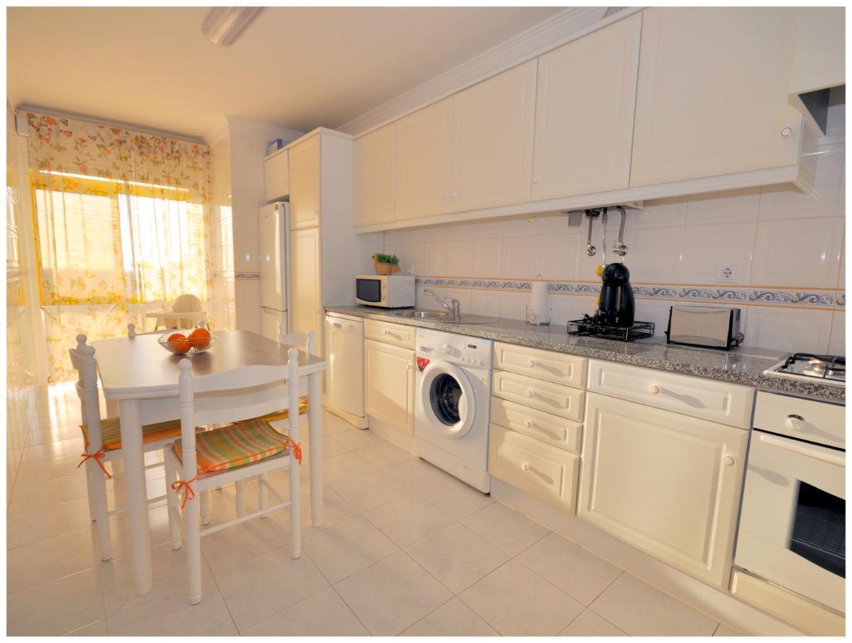 Apartamentos Capitolina Quarteira Εξωτερικό φωτογραφία
