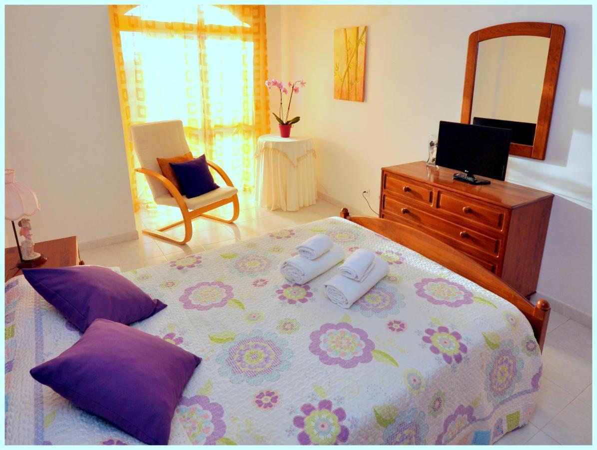 Apartamentos Capitolina Quarteira Εξωτερικό φωτογραφία